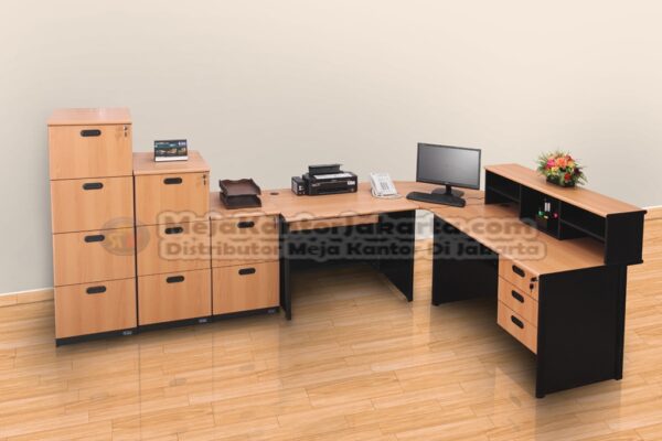 Meja Kantor UNO Classic Series 12