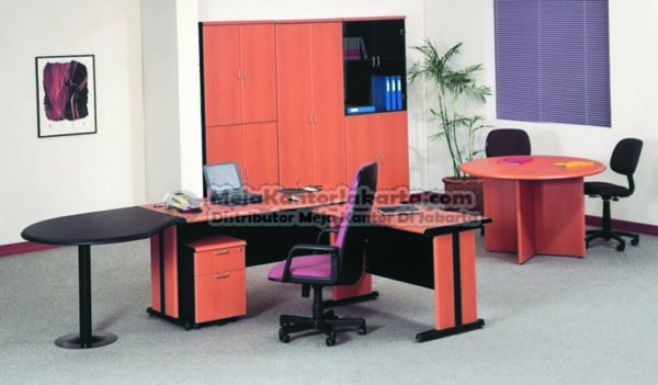 Meja Kantor UNO Gold Series - 6